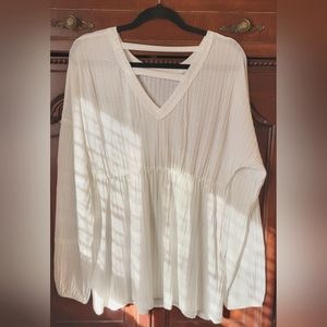 Glitzy Girlz women's size 2x white blouse